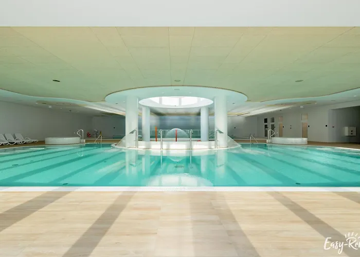 Prestige Pinea 610 - Basen, Sauna, Jacuzzi W Cenie Pobytu - Easy - Rent דירה *